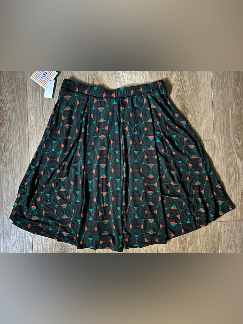 LULAROE Madison Skirt NWT - Picture 3 of 9